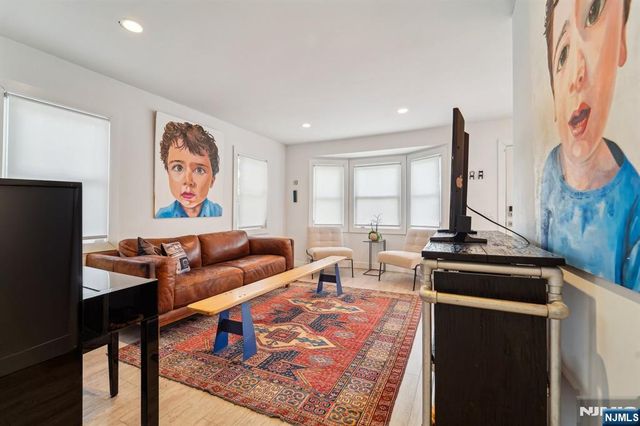 120 Gordon Avenue, Tenafly, NJ 07670