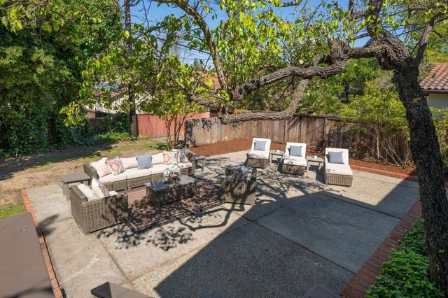 370 Parrott Drive, San Mateo, CA 94402