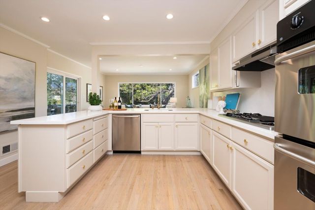 370 Parrott Drive, San Mateo, CA 94402