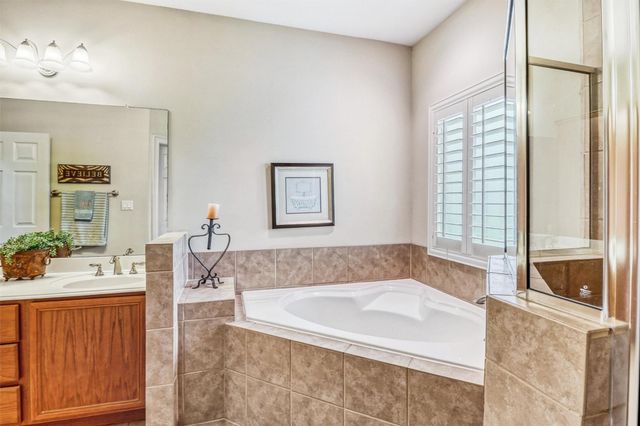 3026 Dees Circle, Sealy, TX 77474