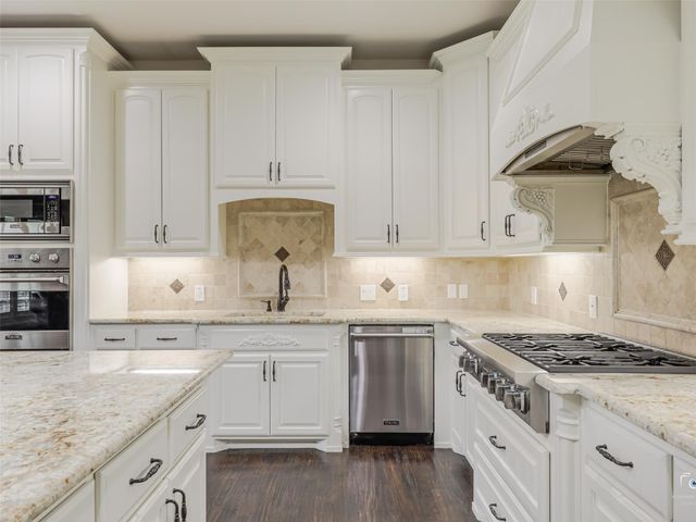4428 Lake Breeze Drive, Mckinney, TX 75071