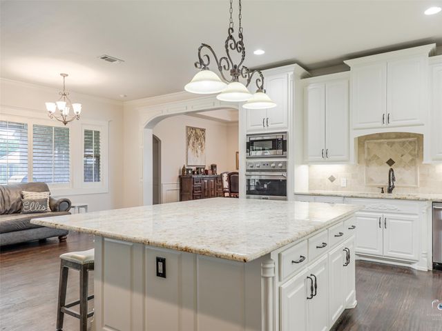 4428 Lake Breeze Drive, Mckinney, TX 75071