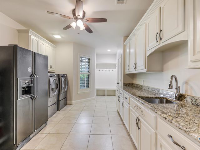4428 Lake Breeze Drive, Mckinney, TX 75071