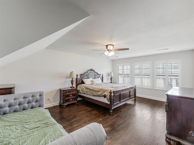 4428 Lake Breeze Drive, Mckinney, TX 75071