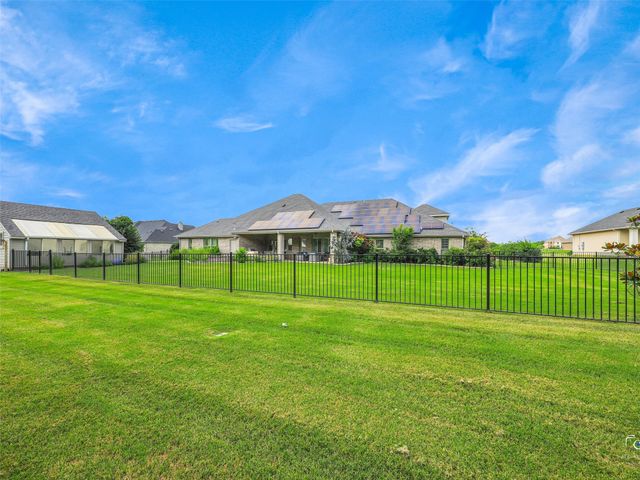 4428 Lake Breeze Drive, Mckinney, TX 75071