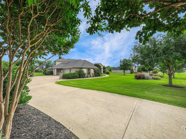 4428 Lake Breeze Drive, Mckinney, TX 75071