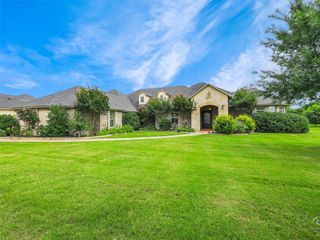 4428 Lake Breeze Drive, Mckinney, TX 75071