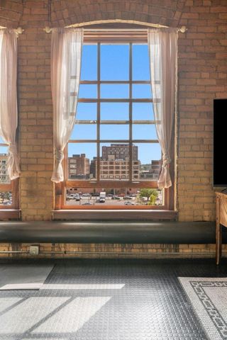 716 N 1st Street 535, Minneapolis, MN 55401