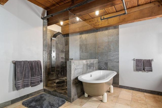 716 N 1st Street 535, Minneapolis, MN 55401