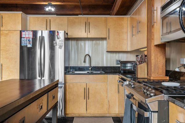 716 N 1st Street 535, Minneapolis, MN 55401