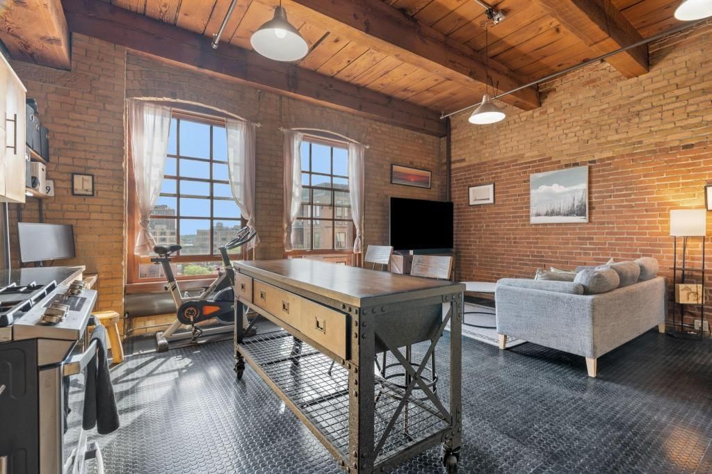 716 N 1st Street 535, Minneapolis, MN 55401