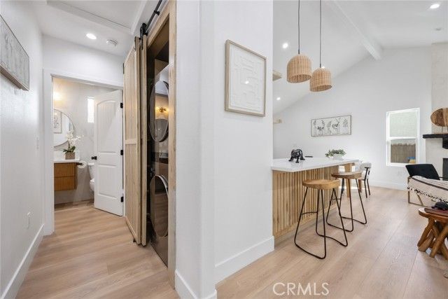 2460 Stoner Avenue, Los Angeles, CA 90064