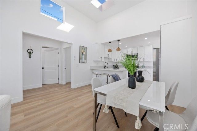 2460 Stoner Avenue, Los Angeles, CA 90064