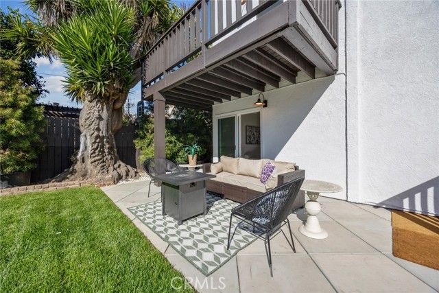 2460 Stoner Avenue, Los Angeles, CA 90064