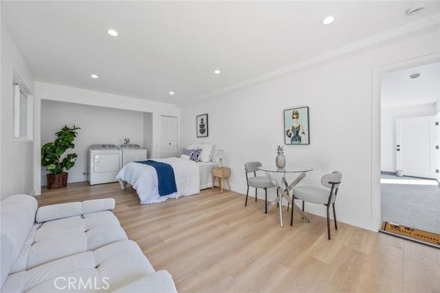 2460 Stoner Avenue, Los Angeles, CA 90064