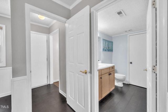 1640 Glengarry Drive, Cary, NC 27511