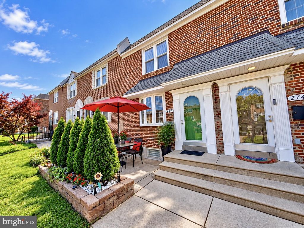 272 WESTBROOK DR, CLIFTON HEIGHTS, PA 19018 — photo 2