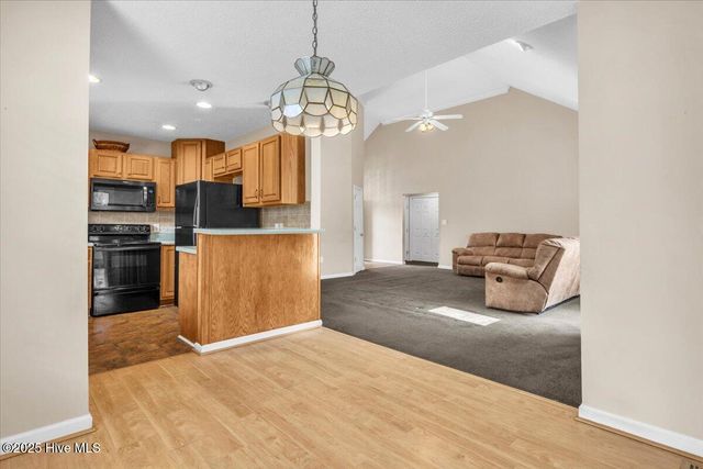 734 Sloop Pointe Lane, Kure Beach, NC 28449