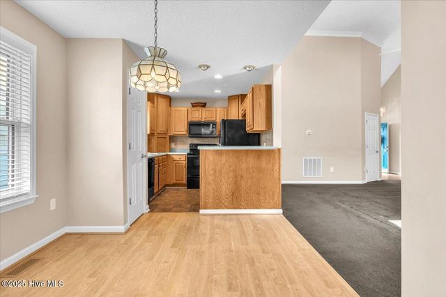 734 Sloop Pointe Lane, Kure Beach, NC 28449