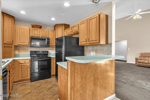 734 Sloop Pointe Lane, Kure Beach, NC 28449