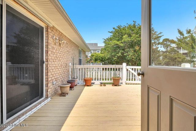 734 Sloop Pointe Lane, Kure Beach, NC 28449