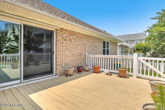 734 Sloop Pointe Lane, Kure Beach, NC 28449