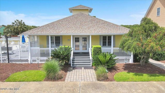 734 Sloop Pointe Lane, Kure Beach, NC 28449