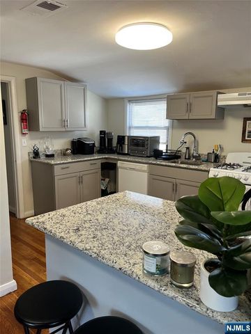 2 Clifton Avenue 2nd fl, Clifton, NJ 07011
