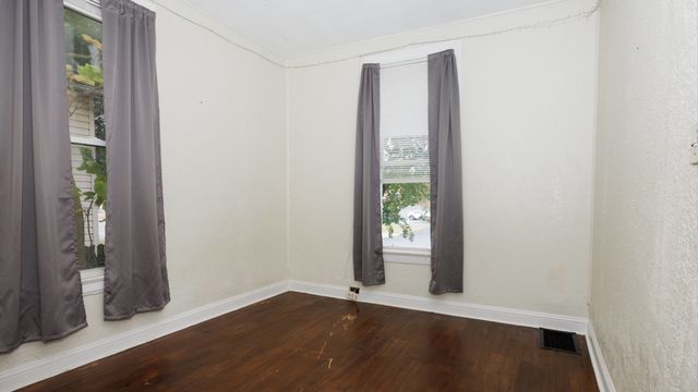 802 S Madison Street, Bloomington, IL 61701