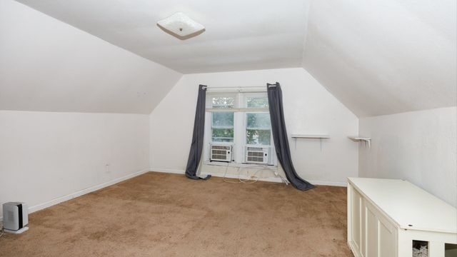 802 S Madison Street, Bloomington, IL 61701