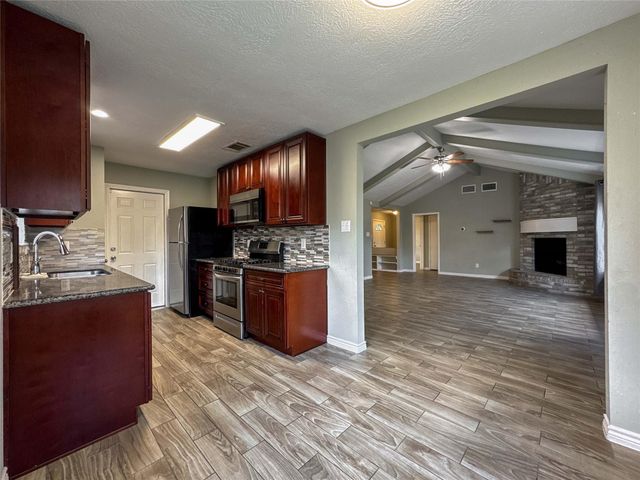 2706 Orion Drive, League City, TX 77573