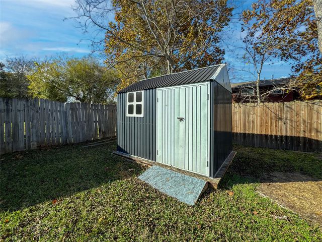 2706 Orion Drive, League City, TX 77573