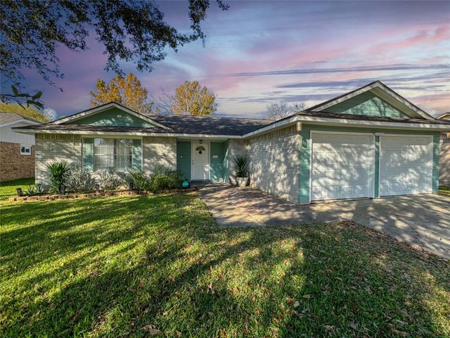 2706 Orion Drive, League City, TX 77573