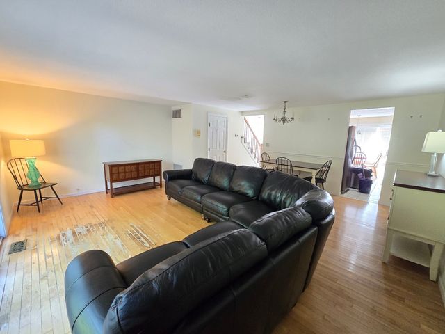 43 Abington Road 43, Danvers, MA 01923