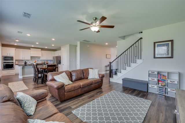 5301 Basham Lane, Denton, TX 76207