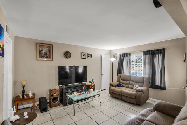 13454 Glenside Drive, Farmers Branch, TX 75234