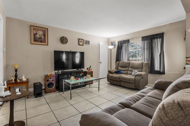 13454 Glenside Drive, Farmers Branch, TX 75234