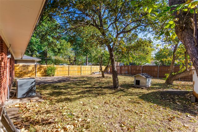 13454 Glenside Drive, Farmers Branch, TX 75234