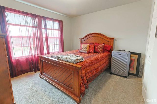 10500 Roszalka Court, Granger, IN 46530