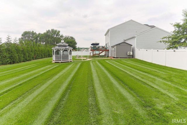 10500 Roszalka Court, Granger, IN 46530