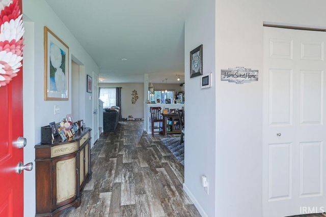 10500 Roszalka Court, Granger, IN 46530