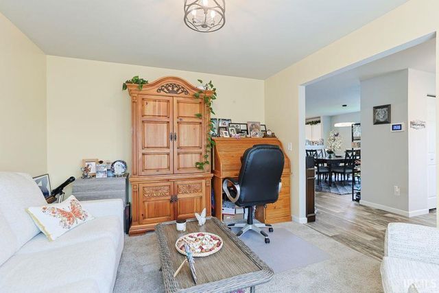 10500 Roszalka Court, Granger, IN 46530