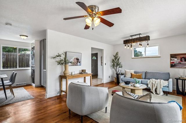 3560 N Steele Street, Denver, CO 80205