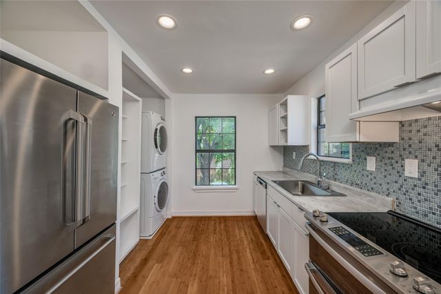 2308 Blodgett Street, Houston, TX 77004