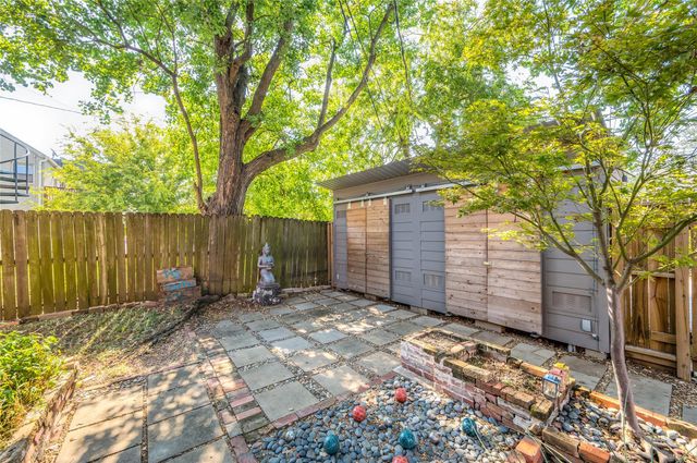 2308 Blodgett Street, Houston, TX 77004