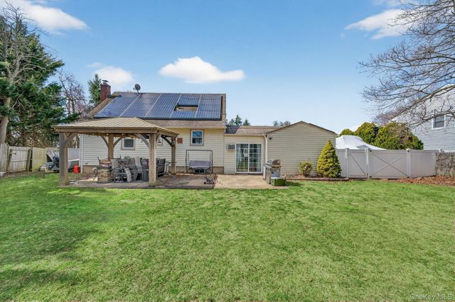 49 Maple Drive, Deer Park, NY 11729