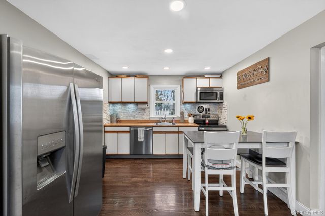 49 Maple Drive, Deer Park, NY 11729