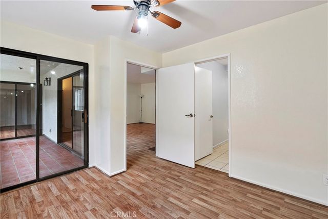 7625 Reseda Boulevard 104, Reseda, CA 91335