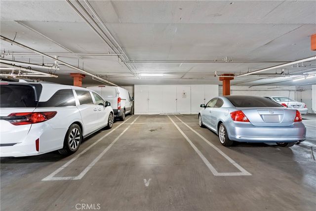 7625 Reseda Boulevard 104, Reseda, CA 91335