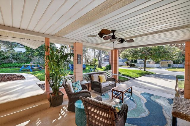 936 N BAKER STREET, Mount Dora, FL 32757